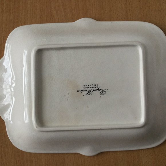 Vintage Royal Winton Grimwades luster gold leaf pattern plate handled - Picture 6 of 6